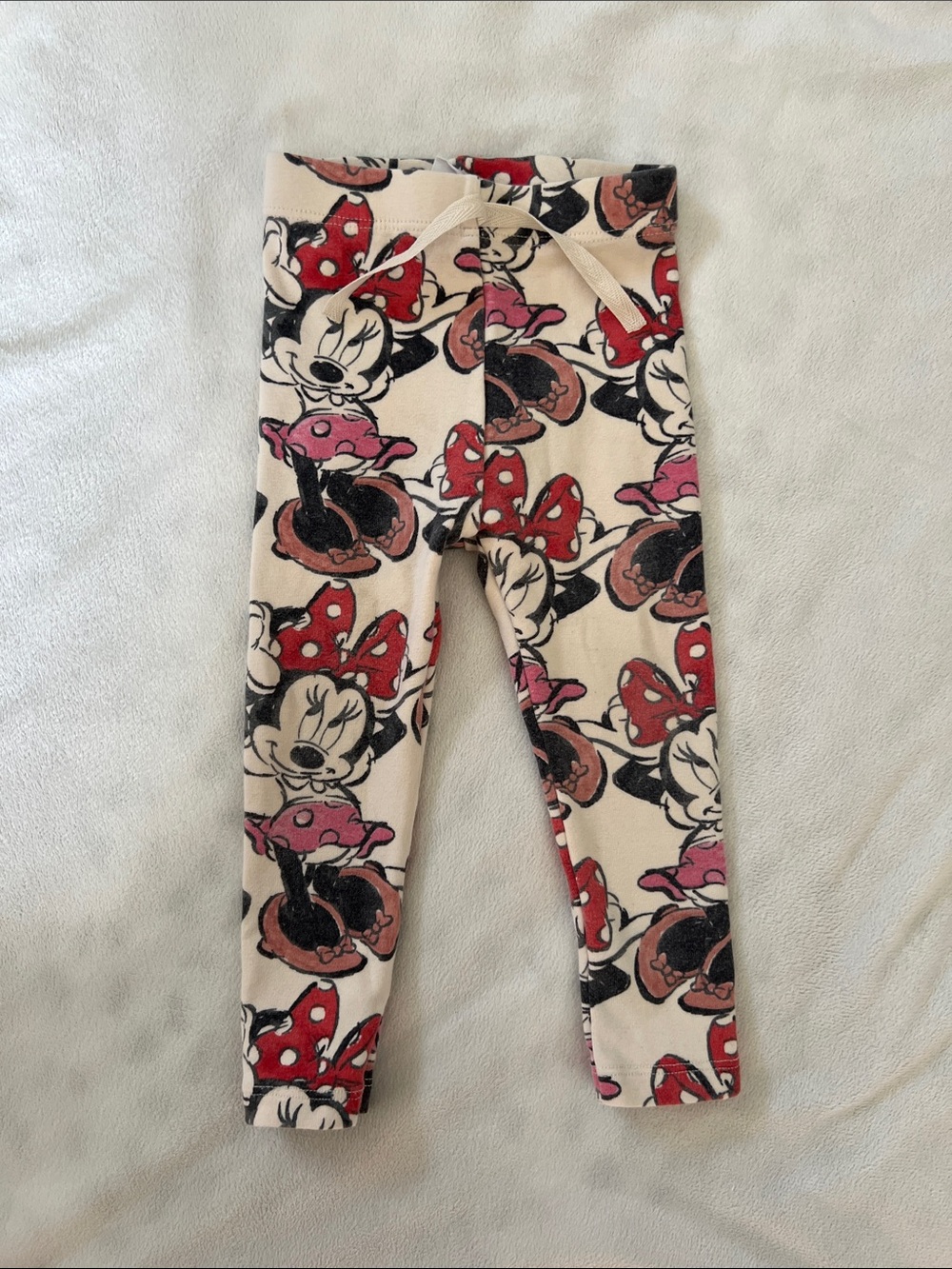 Zara Minnie Mouse Print Cream Leggings with Red Accents